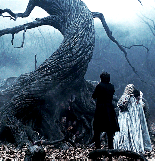 31 DAYS OF HALLOWEEN ↳ DAY #8: SLEEPY HOLLOW (1999) • Dir. Tim Burton 