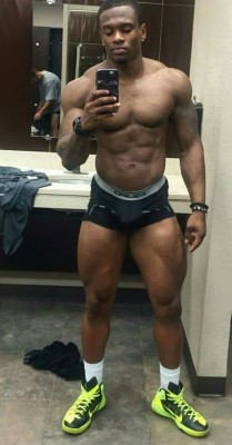 THICK MUSCLE LOVE