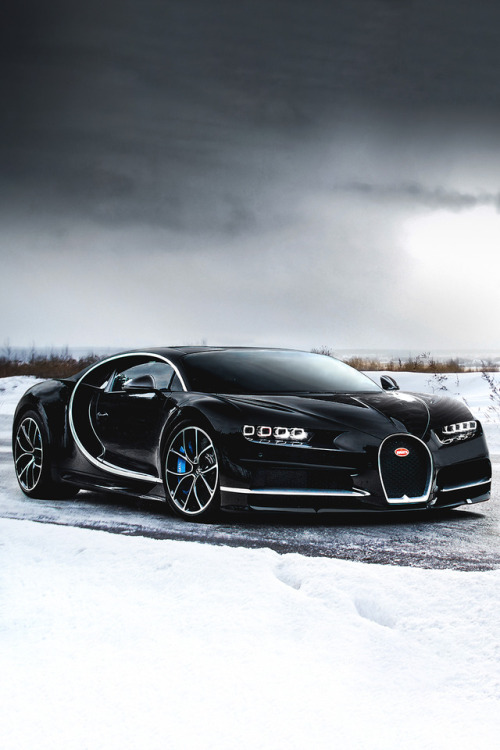motivationsforlife:  Bugatti Chiron by Ivan Orlov