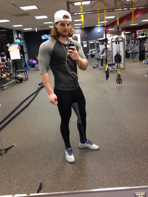 thor-breh:  I sniped a gym selfie just for you tumblr