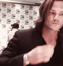 Jensen: "Let Them See The Beautiful Hair. Let 'emlet 'em See It."