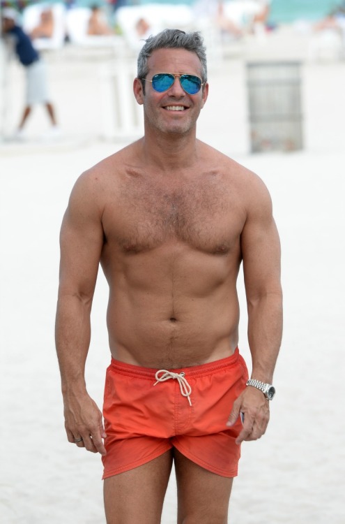 pussyboyfaggot:  dailydoseofdilf:  holydilfbatman:  He looks quite like my boyfriend.   ok andy cohen, we see you  You bet your ass i would