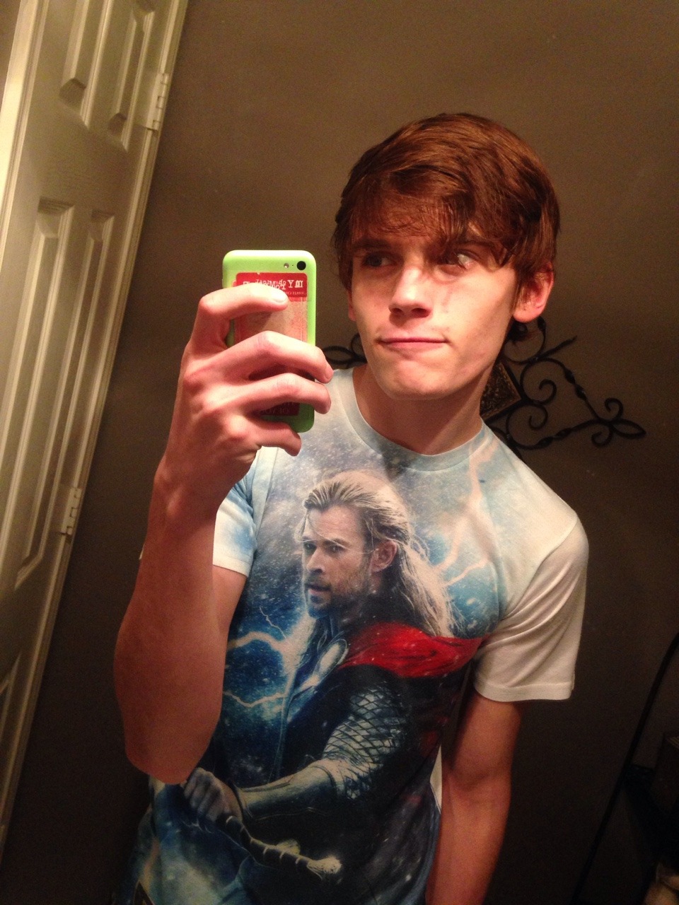 jt-the-accuser:  Thor: The Dork World  #handsome #young #lad