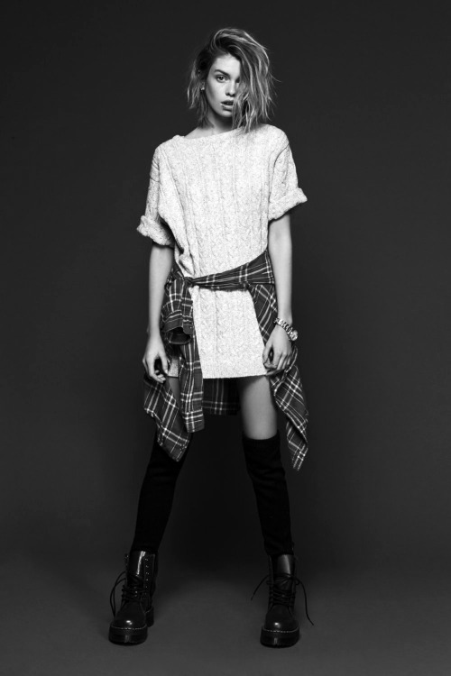  Stella Maxwell - For Love & Lemons: Knitz Fall 2014 Collection Photographed by: Zoey Grossman 