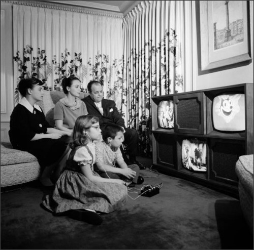 Three Screen Television 1961 “In 1961, Chicago TV pioneer Ulises Sanabria tested the market fo