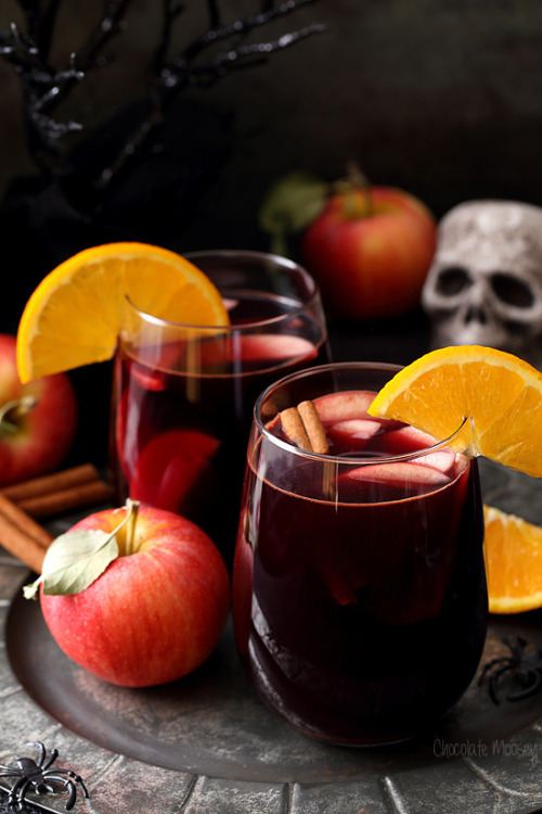foodffs:Red Apple Cider SangriaReally nice recipes. Every hour.Show me what you cooked!