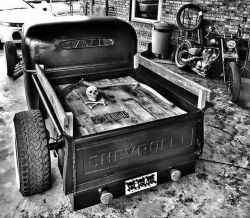 blackdustblog:  📷 @wideman316 #chevrolet #chevy #custom #blackdust #classiccars #bnw http://ift.tt/2m1fx70