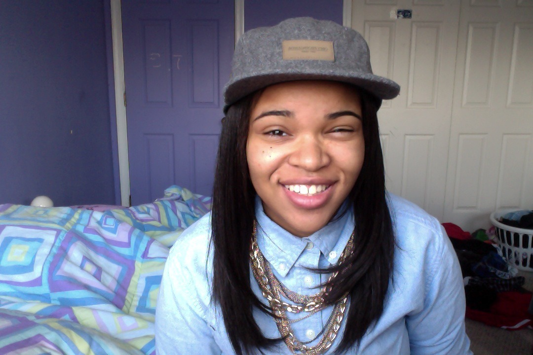 sweetheartpleasestay:  deebott:deebott:ohbrae:  young dyke bitch apparel  omg that