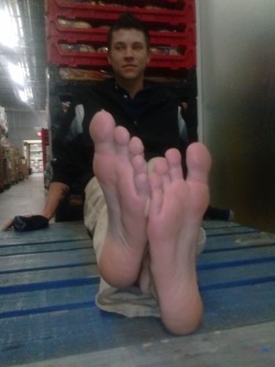 Male Feet Central