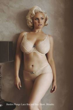 Curves in lingerie