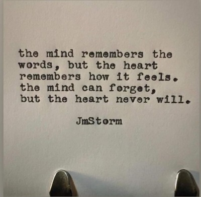 she-feelsthe-rain: