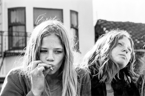 Day Dreamers, Berkeley, CA, 1972.Photo by Joe Samberg
