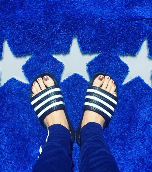 Katy Perry Feet (2) - Tumblr Gallery