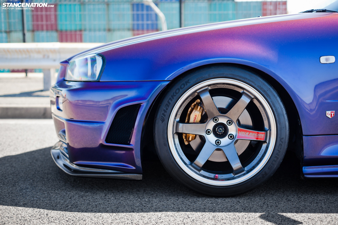 upyourexhaust:  Barely Legal // David’s Nissan Skyline R34 GTR. by StanceNation