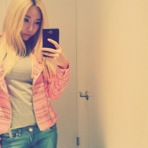 7raniagirls: Jooyi’s new selca Instgram update &lt;3