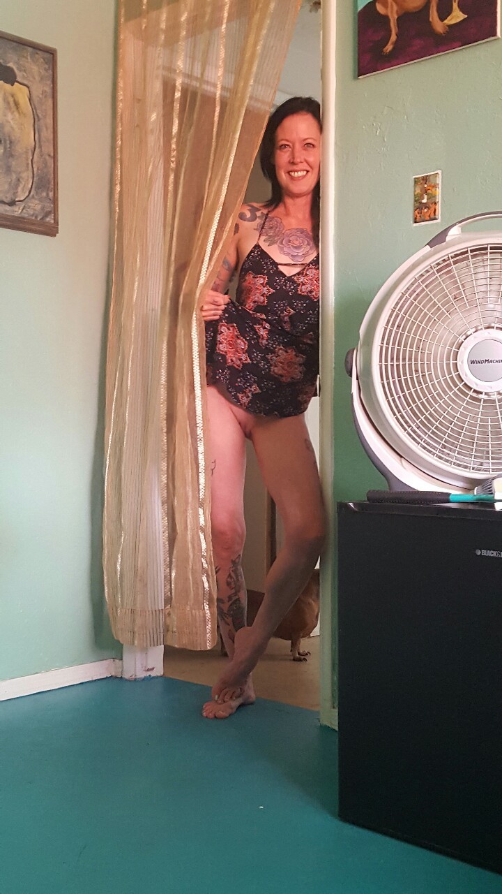 shannon-stephens-yoga:  simple but sexy, just plain ol me❤❤❤
