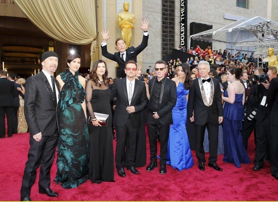 Ultimate photobomb (Benedict Cumberbatch on the red carpet with U2 at the 2014 Academy