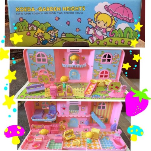 greatestxioonearth:
“Vintage toy time! Childhood Koeda-chan playset from the early 80s. Oh to live in such a kawaii home 💖😊✨🏠 #koedachan #lucievillage #babycandy #poppet #vintagetoy #vintageplayset
”