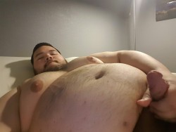 chubbyaddiction:  pandamattic:  A little