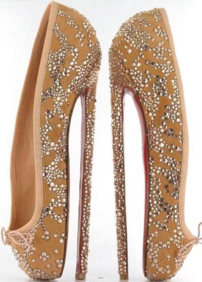 asubssoul2013:  omgdirtydd:  mymmm:  These had my shoe fairy wings fluttering so