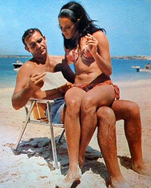 Sean Connery x Martine Beswick – Thunderball – 1965