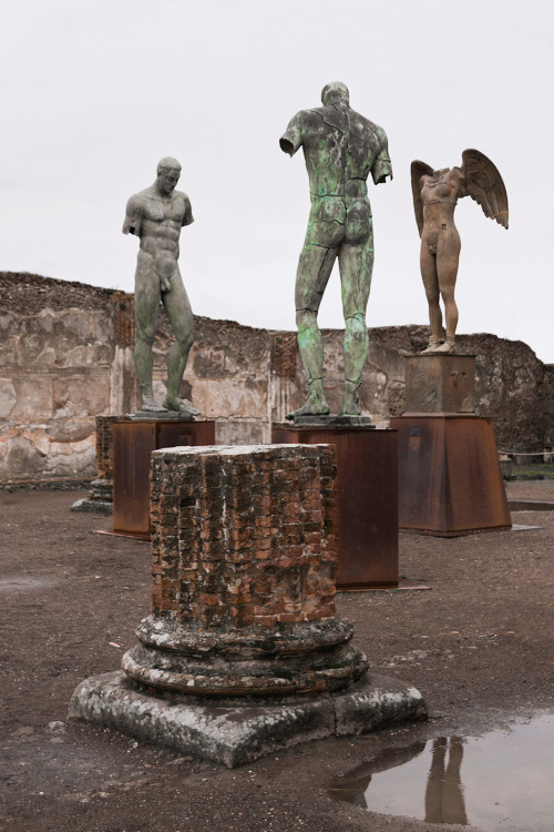 Bronze statues by Igor Mitoraj at the ruins of Pompeii, ItalyPompeii |  Ancient ruins | Sculpture