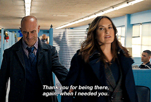elliot-olivia: Can I let you know?  Just come. LAW & ORDER: ORGANIZED CRIME | 2.09: The Christma
