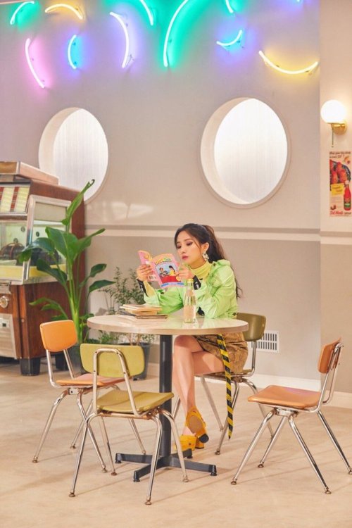 [TEASER] 180920 Soyeon for the collaboration single &lsquo;Wow Thing&rsquo; for SM&rsquo
