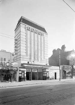 ourenglishheritage:  Odeon Cinema, City Of Portsmouth, December 1936 via English Heritage Archive 