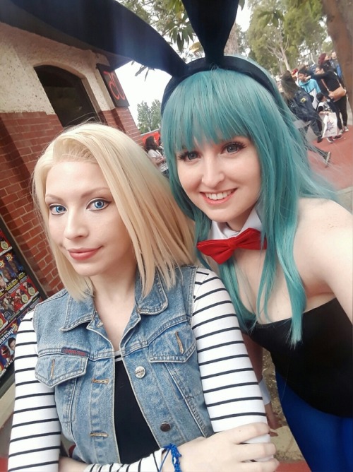 fairietails:Repping Dragon Ball at Supanova today with my babe Silhouette d'Amour!! (ﾉ*>∀