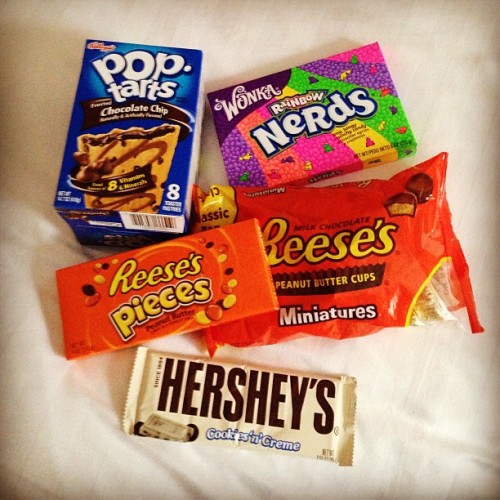Trying these :P #sweet #candy #sweets #reeses #hersheys #wonka #poptarts #london #travel #british #g