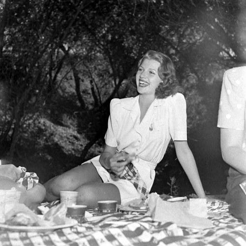 forlovelyritahayworth: Rita Hayworth photographed during a picnic in 1941.