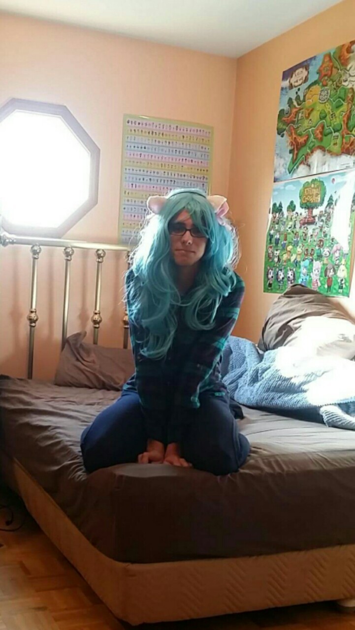danisandcream:  Blue hair and kitty ears as requested by Anonymous :3  I prefer my
