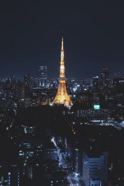 captvinvanity:    Tokyo tower  | Photographer | CV