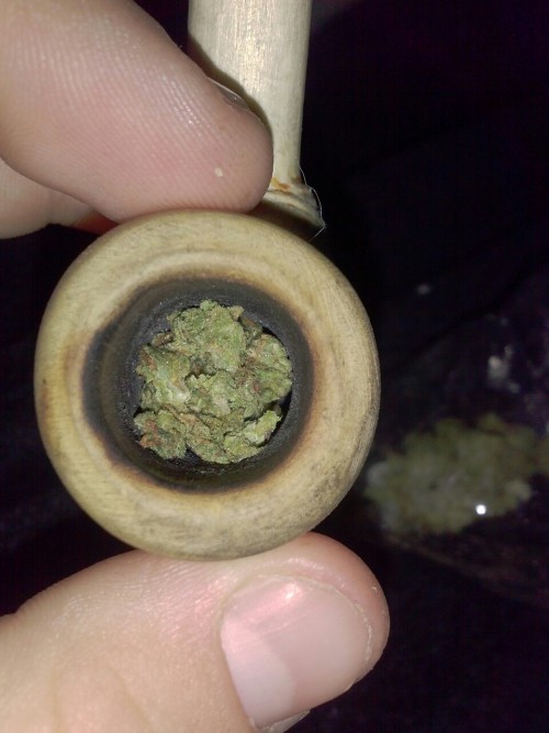 teenagestonerkid:  My new fav peice c: