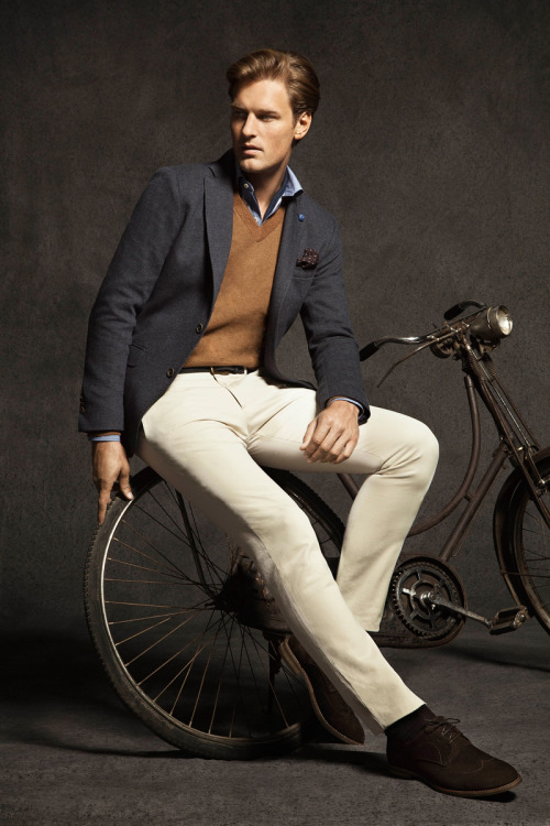 maletrends:    MALE TRENDS A blog about men’s fashion, lifestyle & more.  