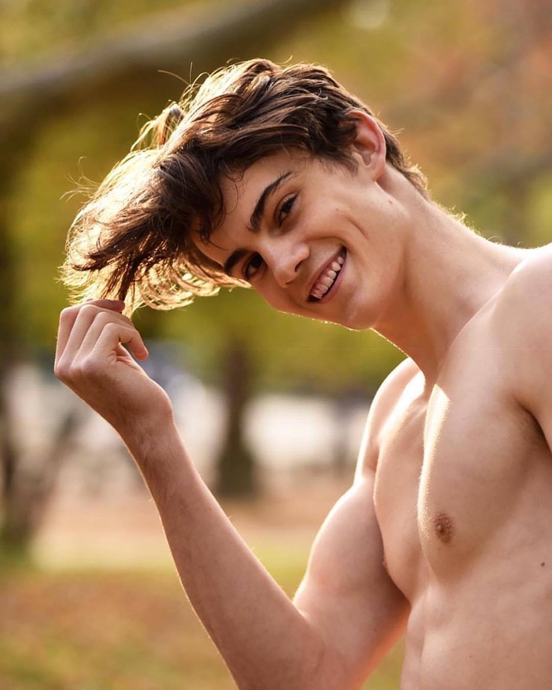 Taking Off:
Click, reblog and follow. Pass me around to all your friends.