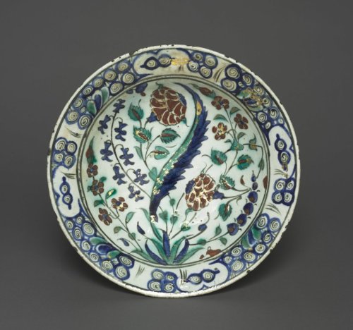 cma-islamic-art: Gilded Dish with Flowers and Leaves, c. 1590, Cleveland Museum of Art: Islamic ArtT