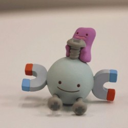 retrogamingblog:Ditto Transform Figures from the Pokemon Center