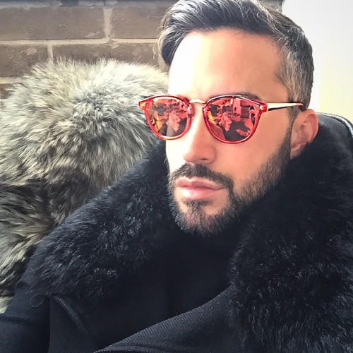 tzaris:  details. tuesday. glasses by @hazecollection . crystal fire. by rsjdesign http://ift.tt/1yg9yrw