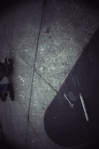 startle-your-sleep:  ƚ skate and grunge follow ƚ