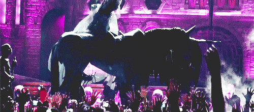 alanakarana:  Just watched the episode of Jim Henson’s Creature Shop on Syfy (an awesome show, hosted by Chiana from Farscape) where they brought out Lady Gaga’s unicorn from her last tour and I had no idea it was a collaboration between the Creature