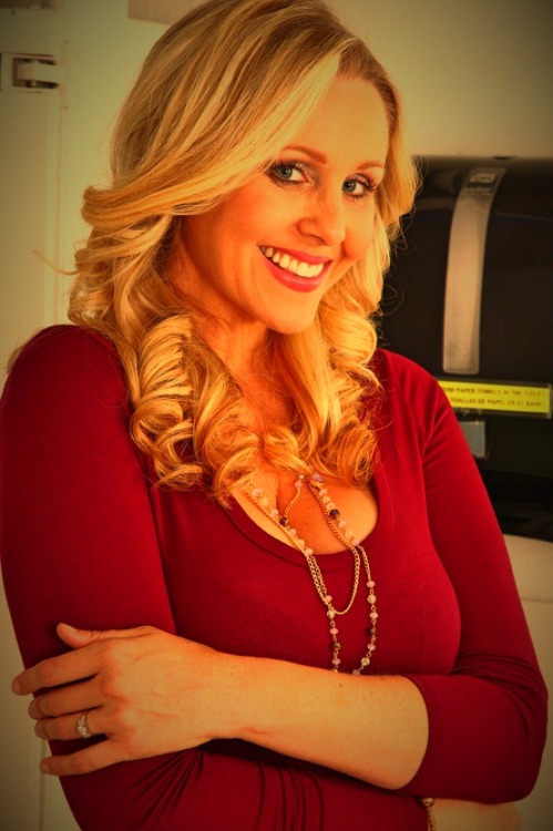 JULIA ANN.