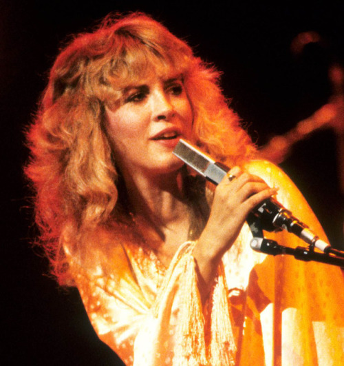 soundsof71:Stevie Nicks: “There Is Nothing Better Than Being Inducted Into the Hall of Fame”I joined