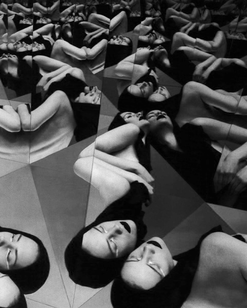 explosivim:  Inner Reflection - Shuhui Yang from - 