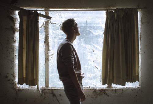 Top photo is from a tiny abandoned house in rural Oregon.  We found a stolen phone placed delic