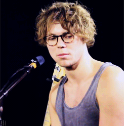 heartbreakirwin:  + 
