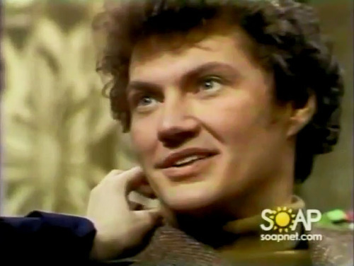ANDY ROBINSON As Frank Ryan In RYAN'S HOPE - S1.E413 (1977)