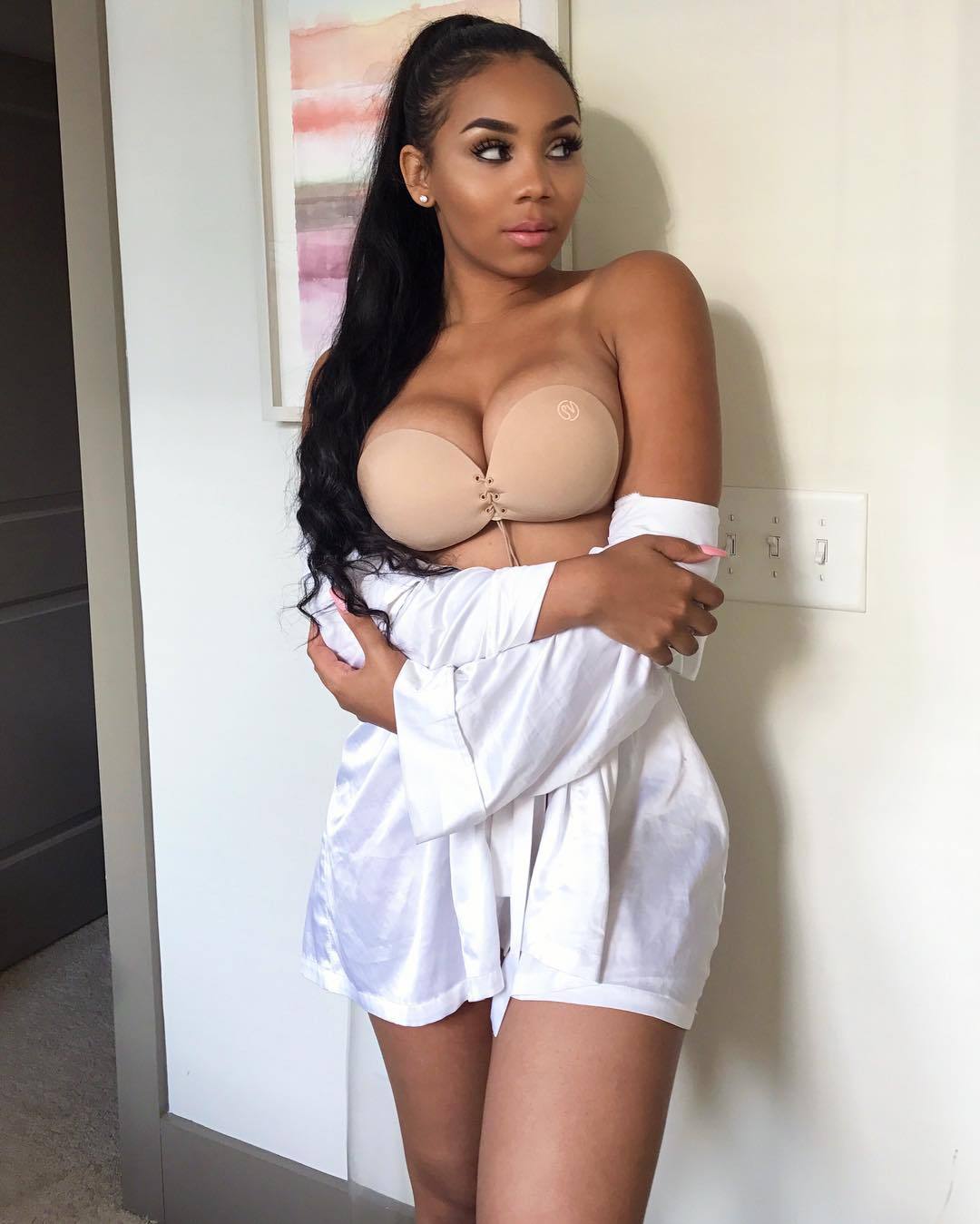 internetbaddies:Aaleeyah Petty