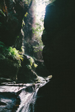 decepticun:  Untitled | by Cameron Sandercock